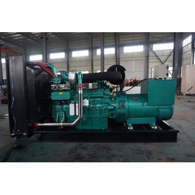 400kw玉柴柴油發(fā)電機(jī)組-玉柴6缸柴油機(jī)YC6T600L-D22柴油發(fā)電機(jī)組,缸徑/行程：145/165mm,柴油發(fā)電機(jī)組水冷發(fā)動(dòng)機(jī)功率441W,柴油發(fā)電機(jī)組配套馬拉松斯坦福發(fā)電機(jī)。廠價(jià)直銷歡迎選購：13773399855。