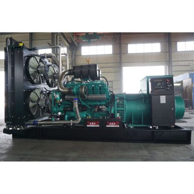 1000kw南通股份柴油發(fā)電機組-南通股份12缸柴油機TCR1000柴油發(fā)電機組,缸徑/行程：138/165mm,柴油發(fā)電機組水冷發(fā)動機功率1100KW,柴油發(fā)電機組配套馬拉松斯坦福發(fā)電機。廠價直銷歡迎選購：13773399855。